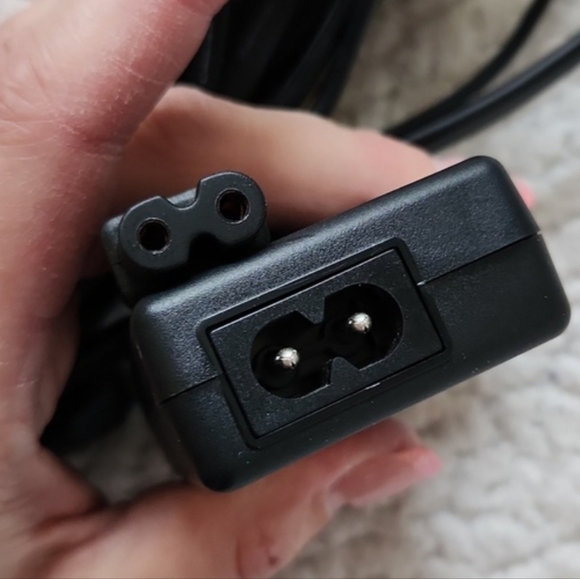 Sony AC Adaptor Computer Entertainment Electronics - Picture 4 of 7